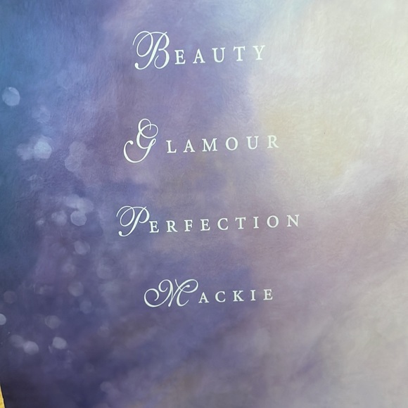 Barbie, sterling silver rose design exclusively for Avon with Bob Mackie design. - Picture 4 of 8